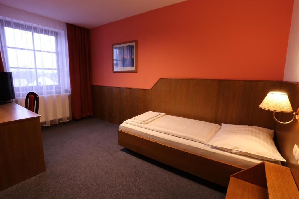Hotel Hajcman Žďár nad Sázavou الغرفة الصورة